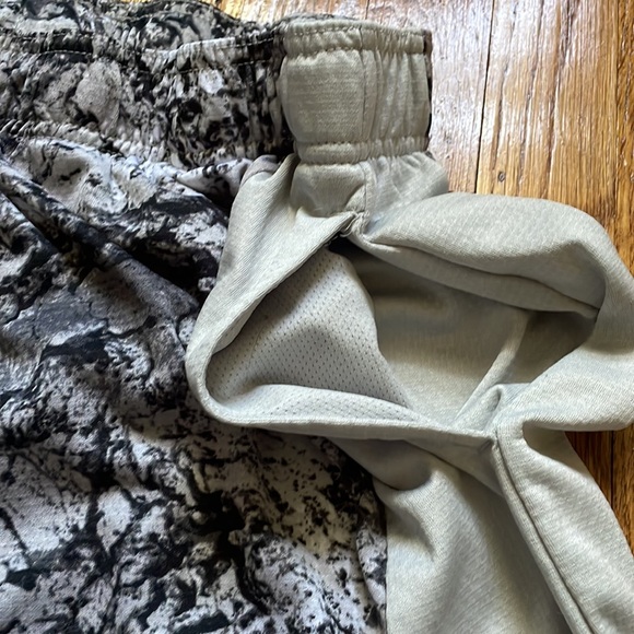 All In Motion Athletic Shorts - Picture 4 of 6